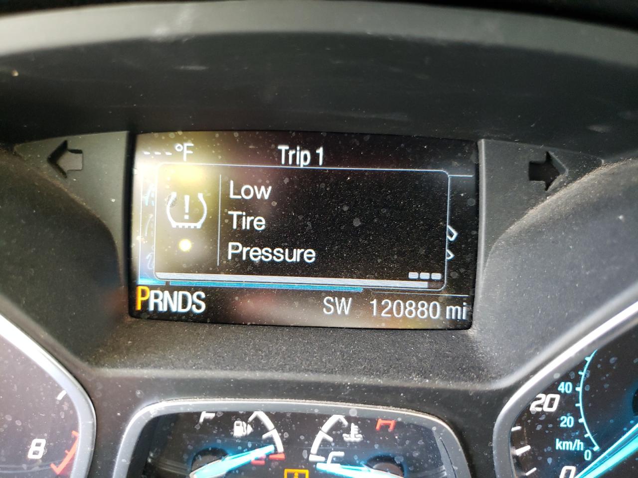 Photo 8 from auction – 2015 FORD ESCAPE SE with VIN 1FMCU0G95FUC79402