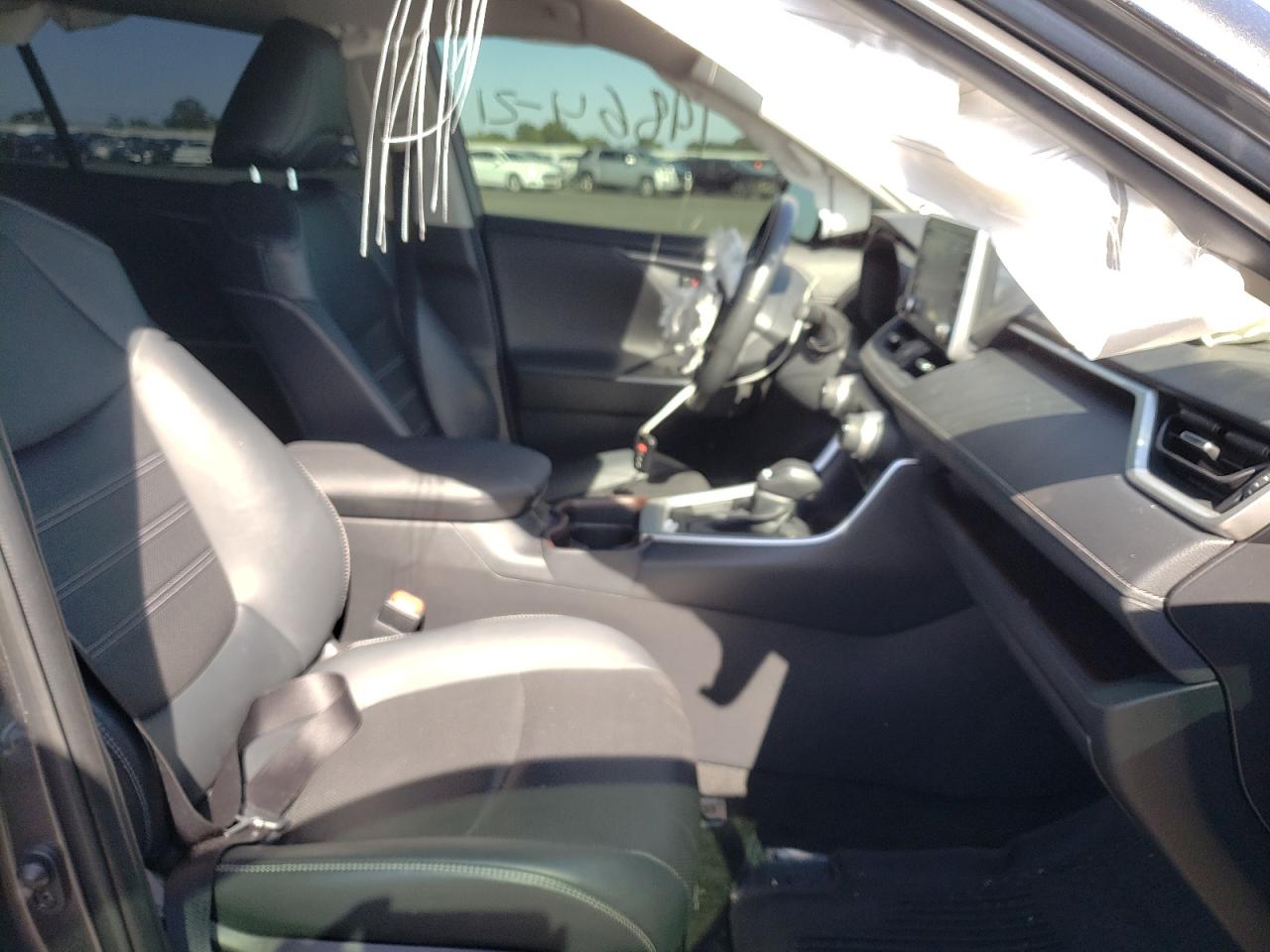 Photo 5 from auction – 2021 TOYOTA RAV4 LIMIT with VIN JTMY1RFV3MD065057