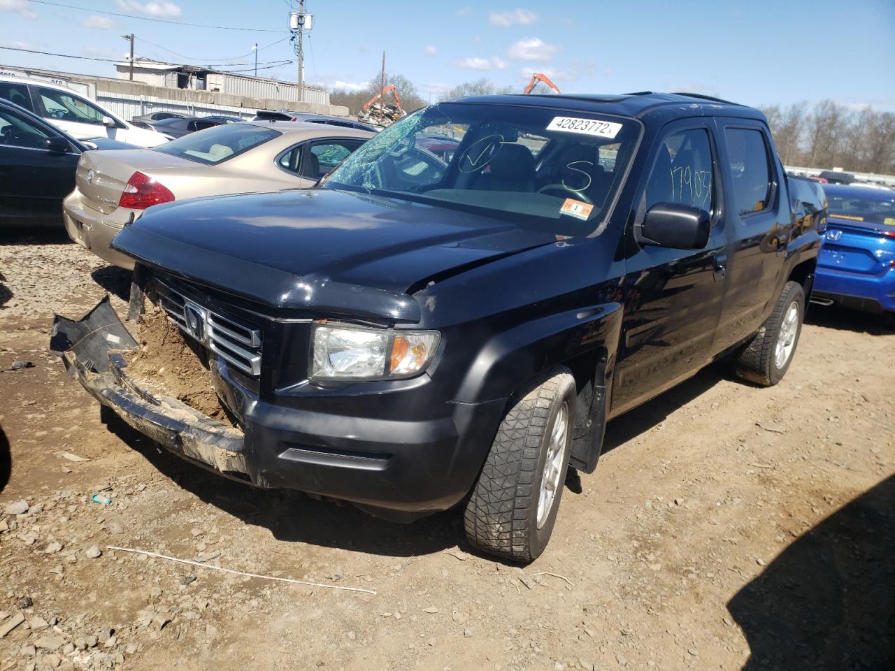 Photo 2 from auction – 2007 HONDA RIDGELINE with VIN 2HJYK16547H548302