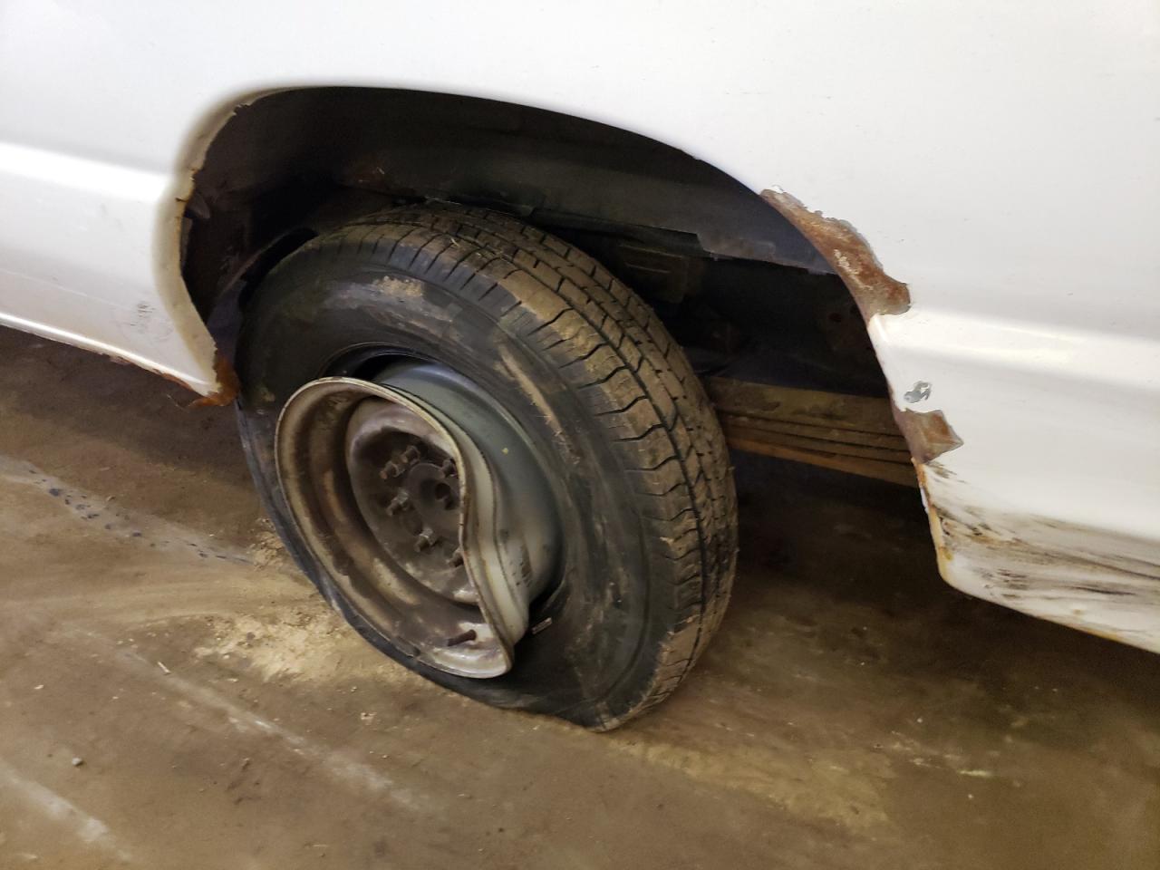 Photo 9 from auction – 2011 FORD ECONOLINE with VIN 1FBNE3BL0BDA60957