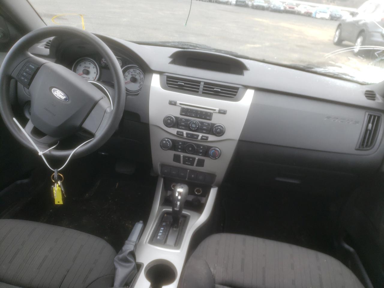 Photo 9 from auction – 2010 FORD FOCUS SE with VIN 1FAHP3FN7AW277560