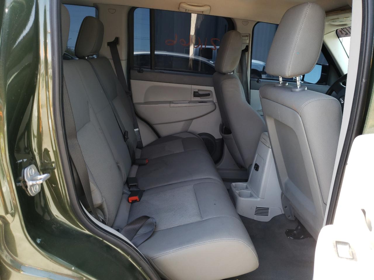 Photo 6 from auction – 2008 JEEP LIBERTY SP with VIN 1J8GP28K98W103530
