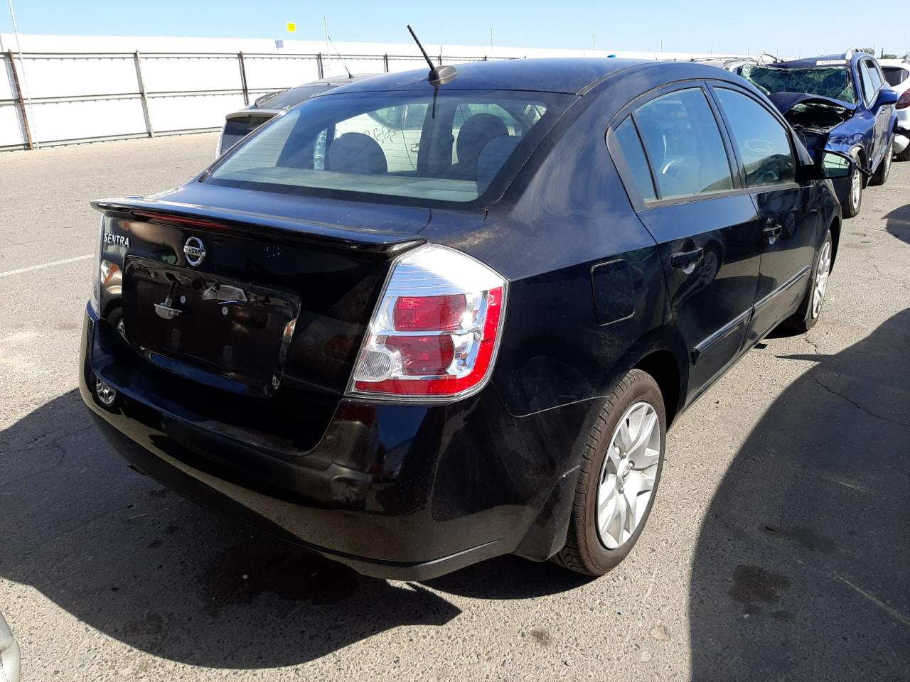 Photo 4 from auction – 2012 NISSAN SENTRA 2.0 with VIN 3N1AB6AP9CL703555