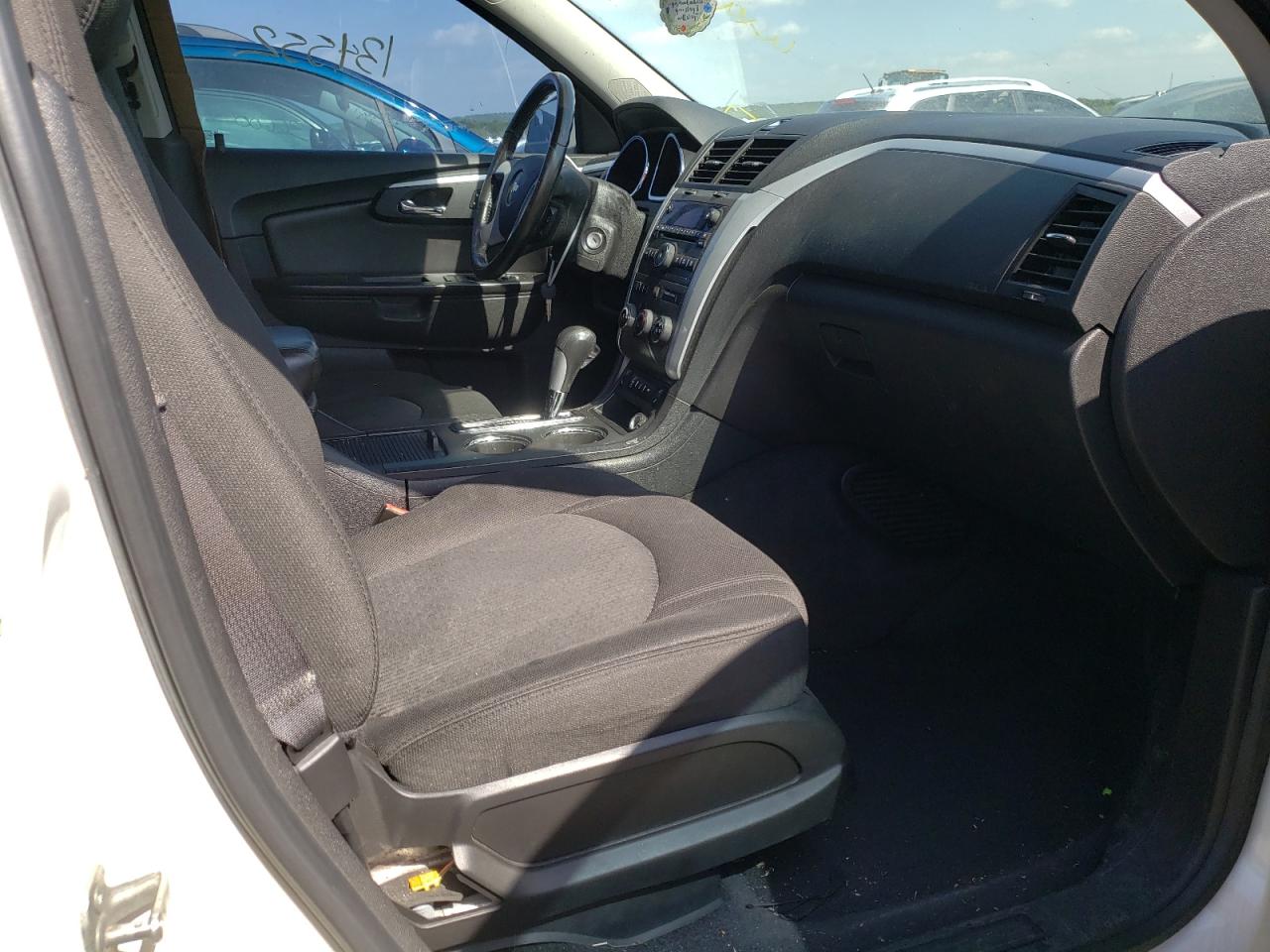Photo 5 from auction – 2012 CHEVROLET TRAVERSE L with VIN 1GNKVGED9CJ200931