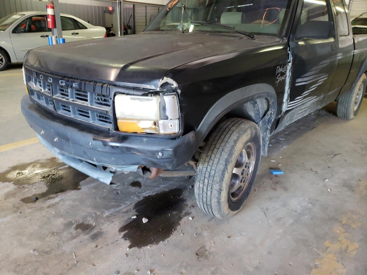 Photo 9 from auction – 1992 DODGE DAKOTA with VIN 1B7GG23X4NS538100
