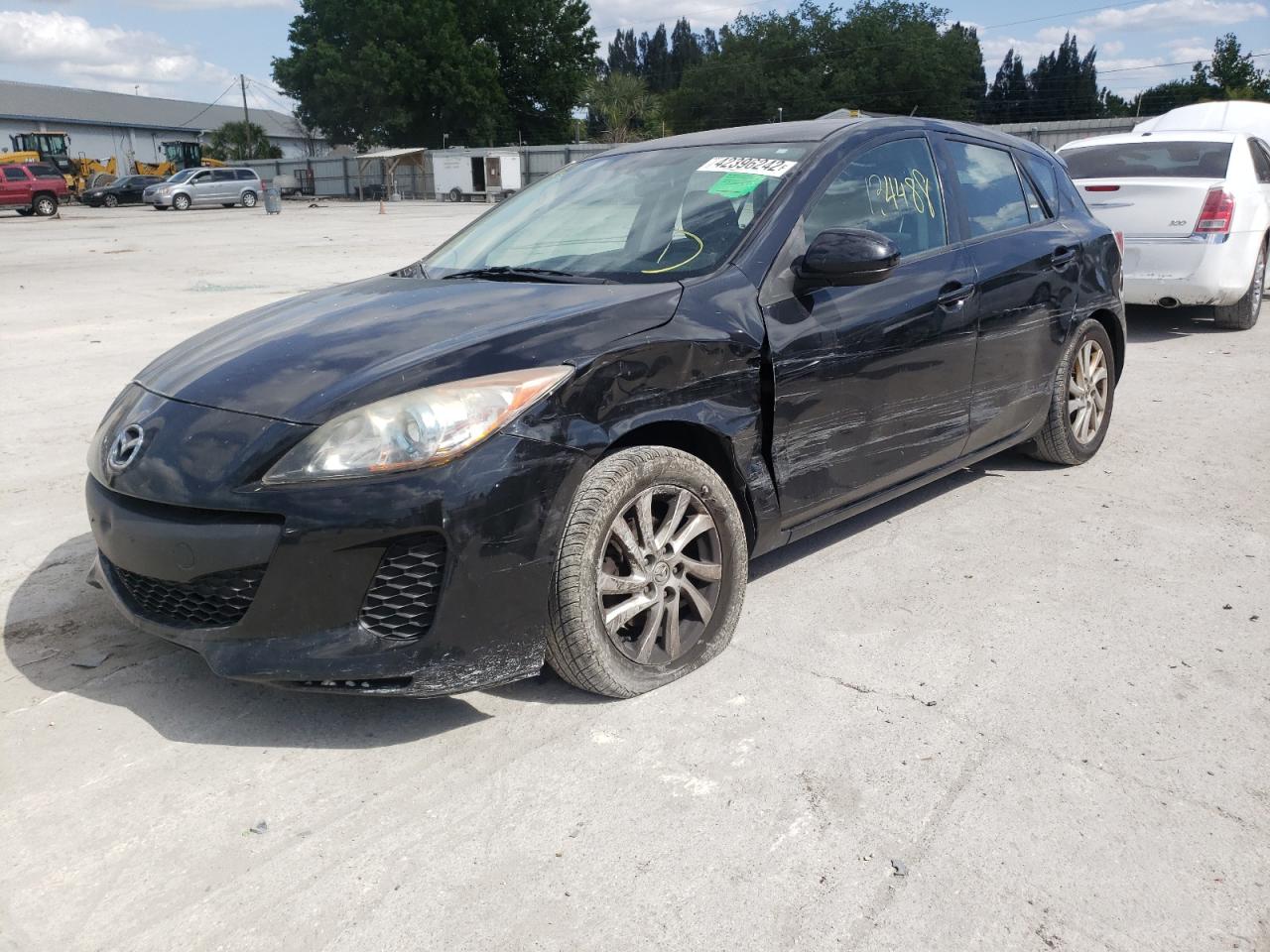 Photo 2 from auction – 2012 MAZDA 3 I with VIN JM1BL1L88C1562511