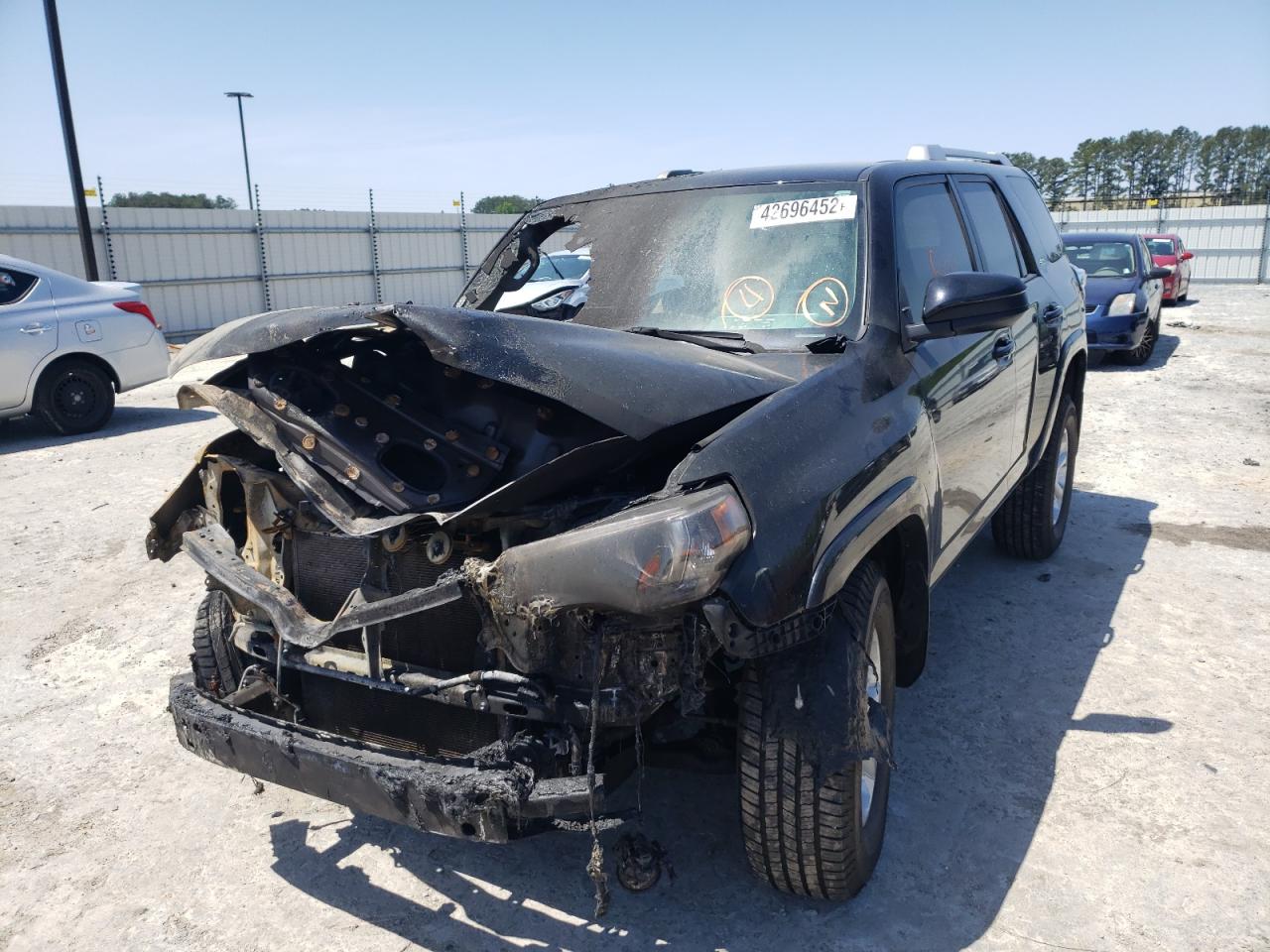 Photo 2 from auction – 2018 TOYOTA 4RUNNER SR with VIN JTEZU5JR3J5172884