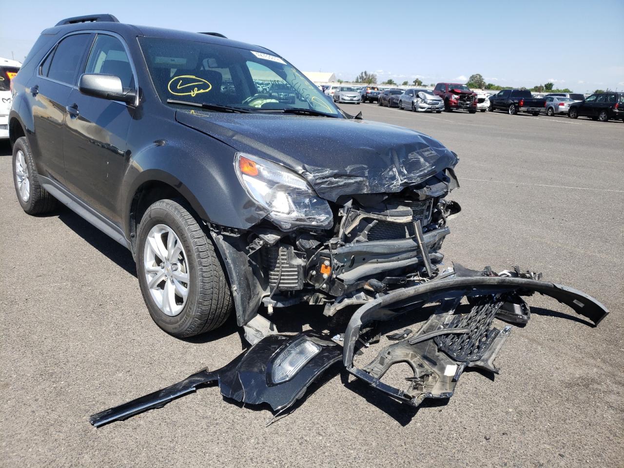 CHEVROLET EQUINOX LT 2017 with VIN 2GNFLFE39H6289381 - Photo from auction