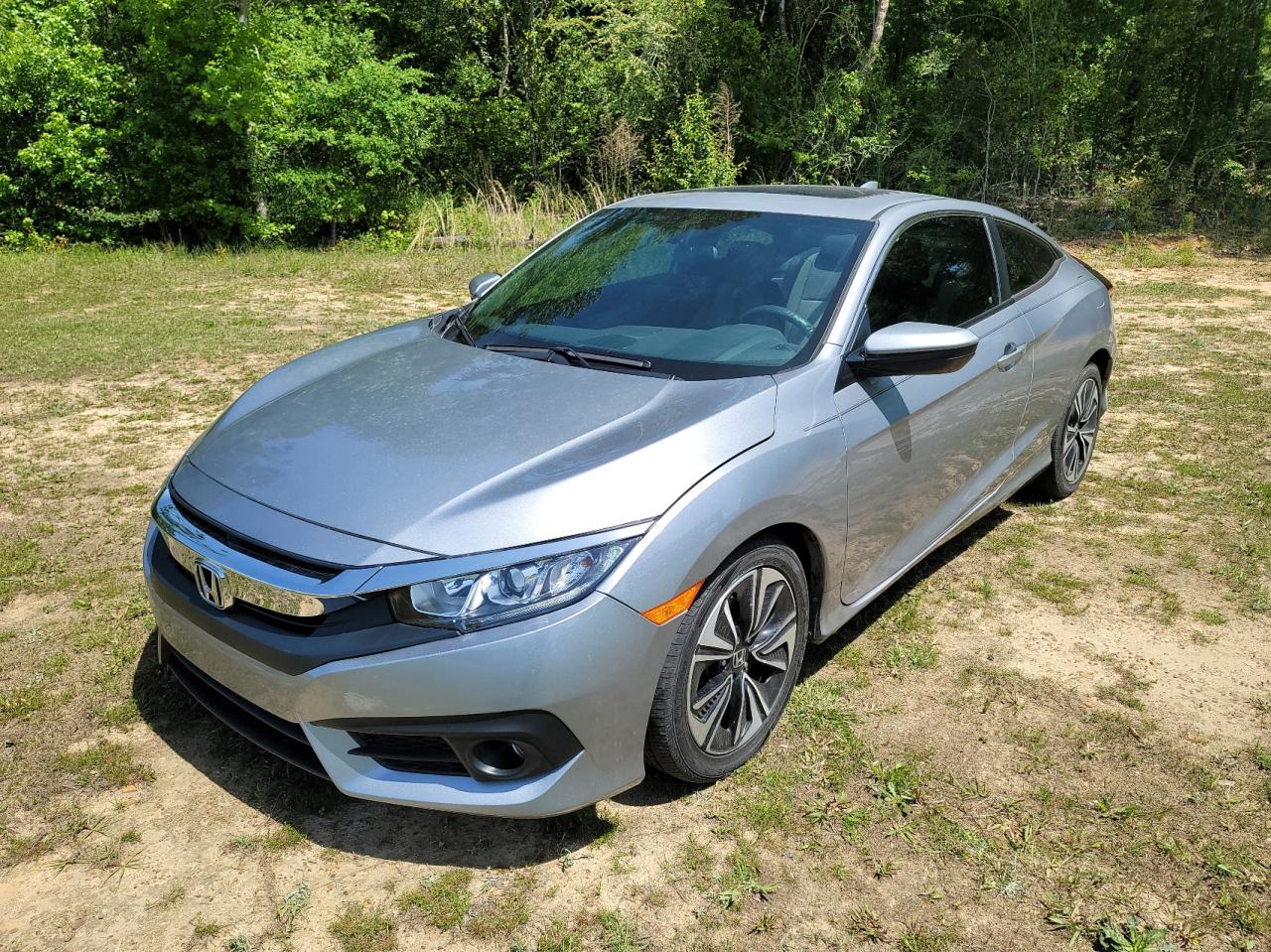 Photo 2 from auction – 2016 HONDA CIVIC EX with VIN 2HGFC3B37GH355104