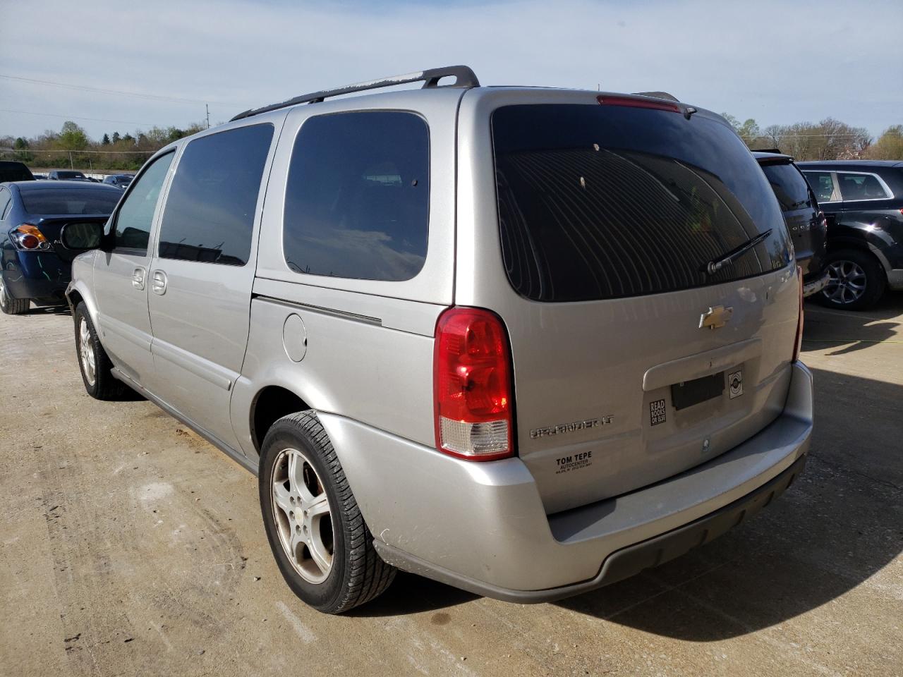 Photo 3 from auction – 2007 CHEVROLET UPLANDER L with VIN 1GNDV33197D150398