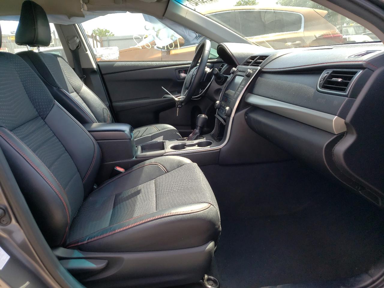 Photo 5 from auction – 2015 TOYOTA CAMRY LE with VIN 4T1BF1FK4FU086285