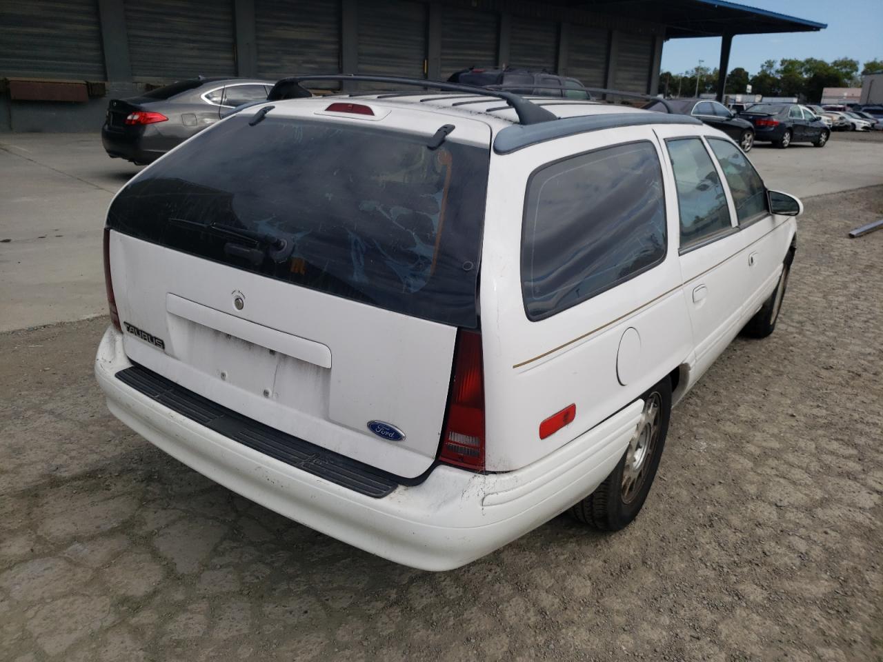 Photo 4 from auction – 1995 FORD TAURUS LX with VIN 1FALP5842SA241607
