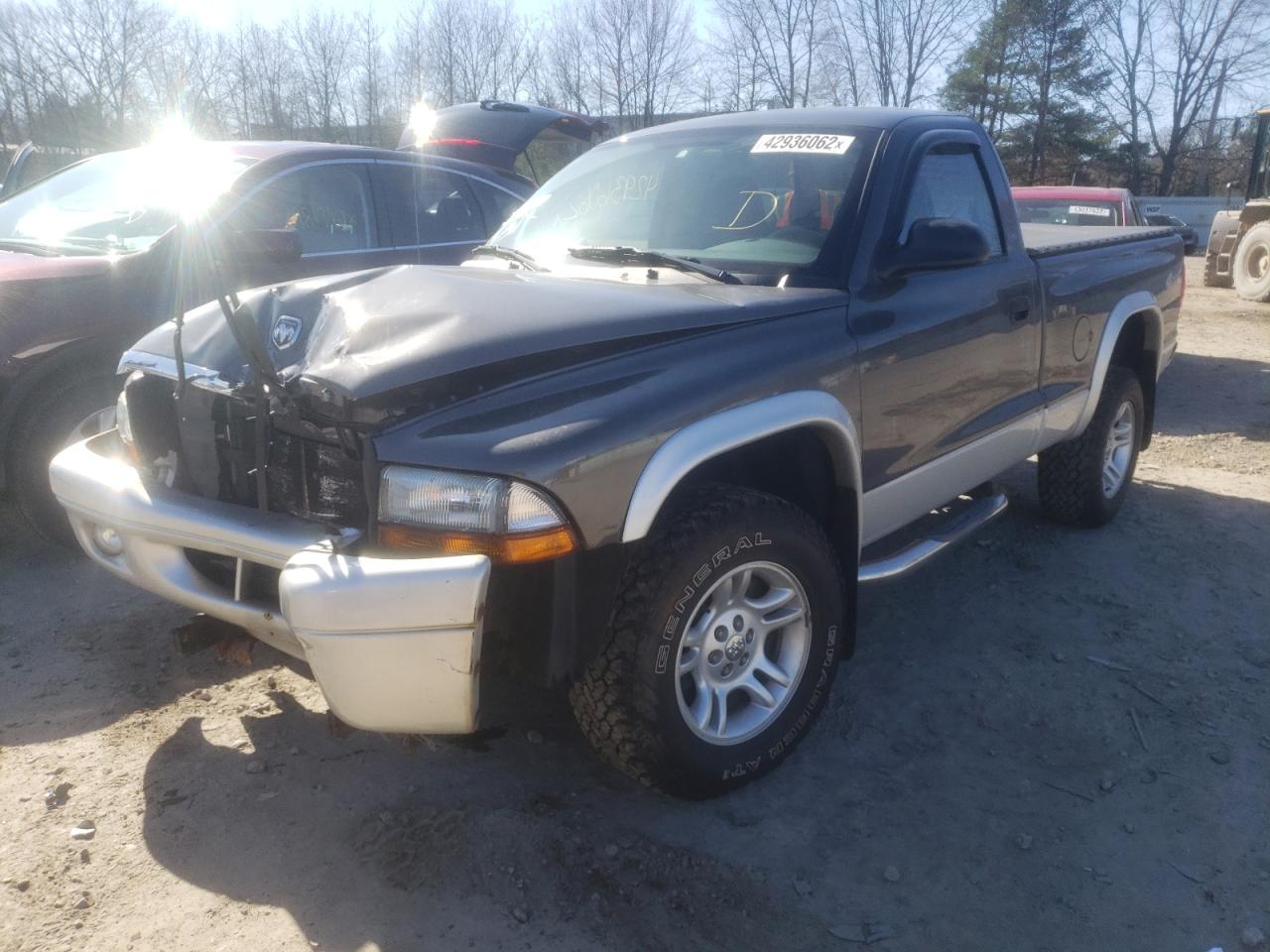 Photo 2 from auction – 2003 DODGE DAKOTA SLT with VIN 1D7GG46N83S141983