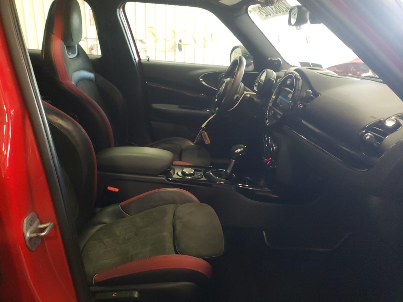 Photo 5 from auction – 2017 MINI COOPER JCW with VIN WMWLV9C53H2D66240
