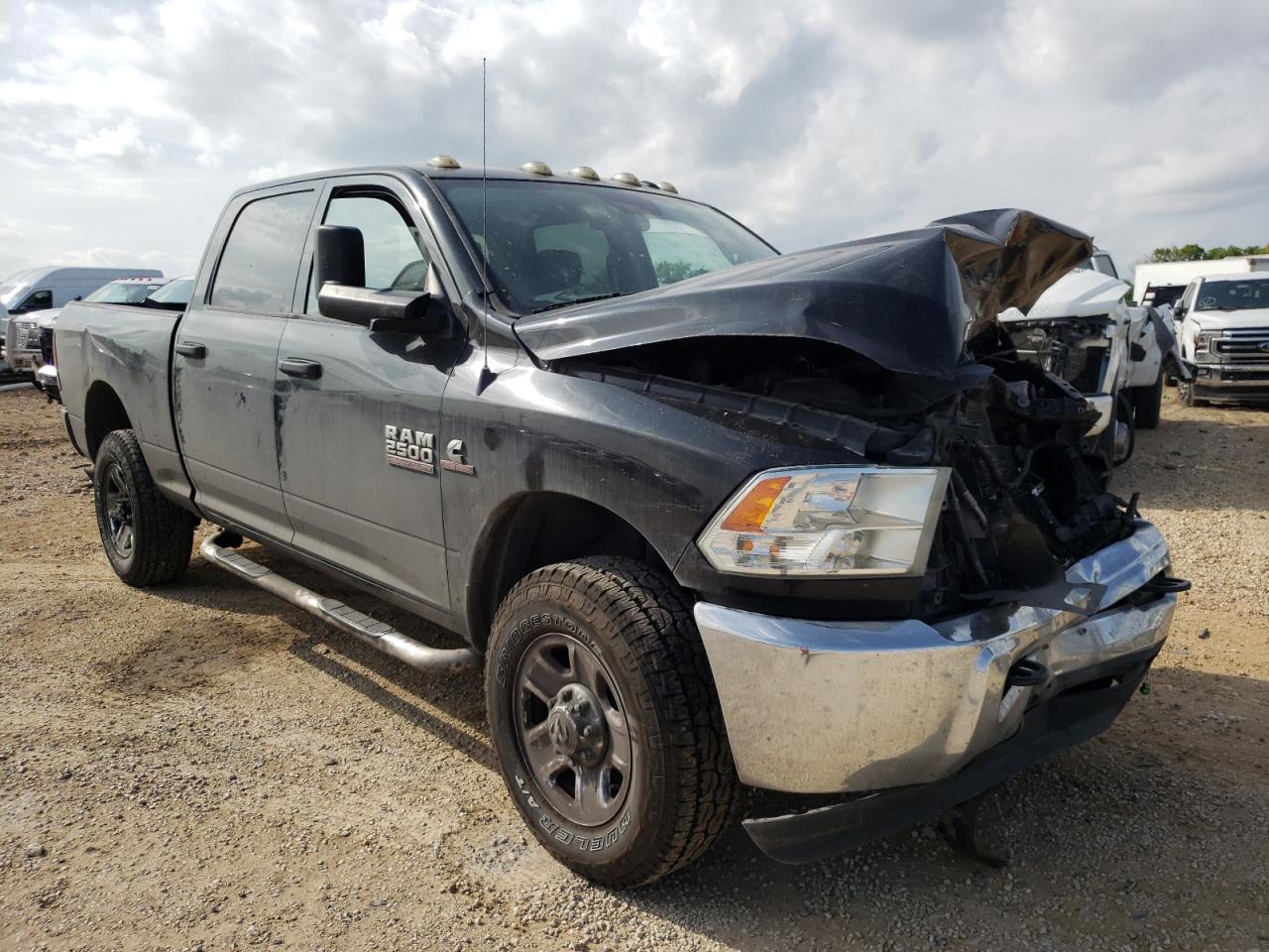 RAM 2500 ST 2016 with VIN 3C6UR5CL5GG145218 - Photo from auction