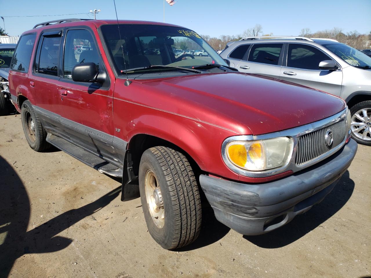 MERCURY MOUNTAINEE 2001 with VIN 4M2ZU86P21UJ12446 - Photo from auction