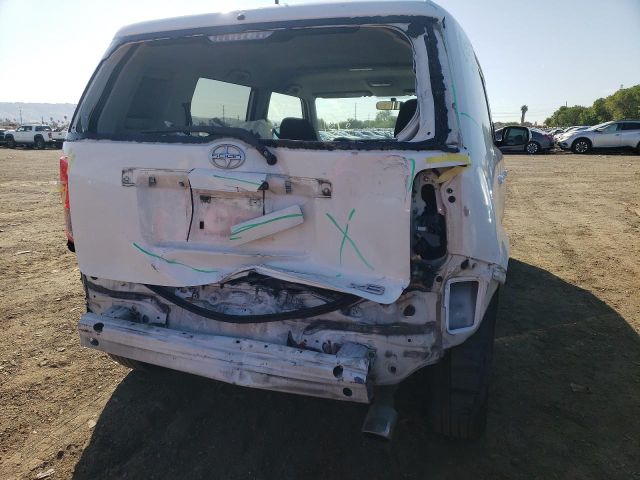 Photo 9 from auction – 2011 TOYOTA SCION XB with VIN JTLZE4FE0B1131014