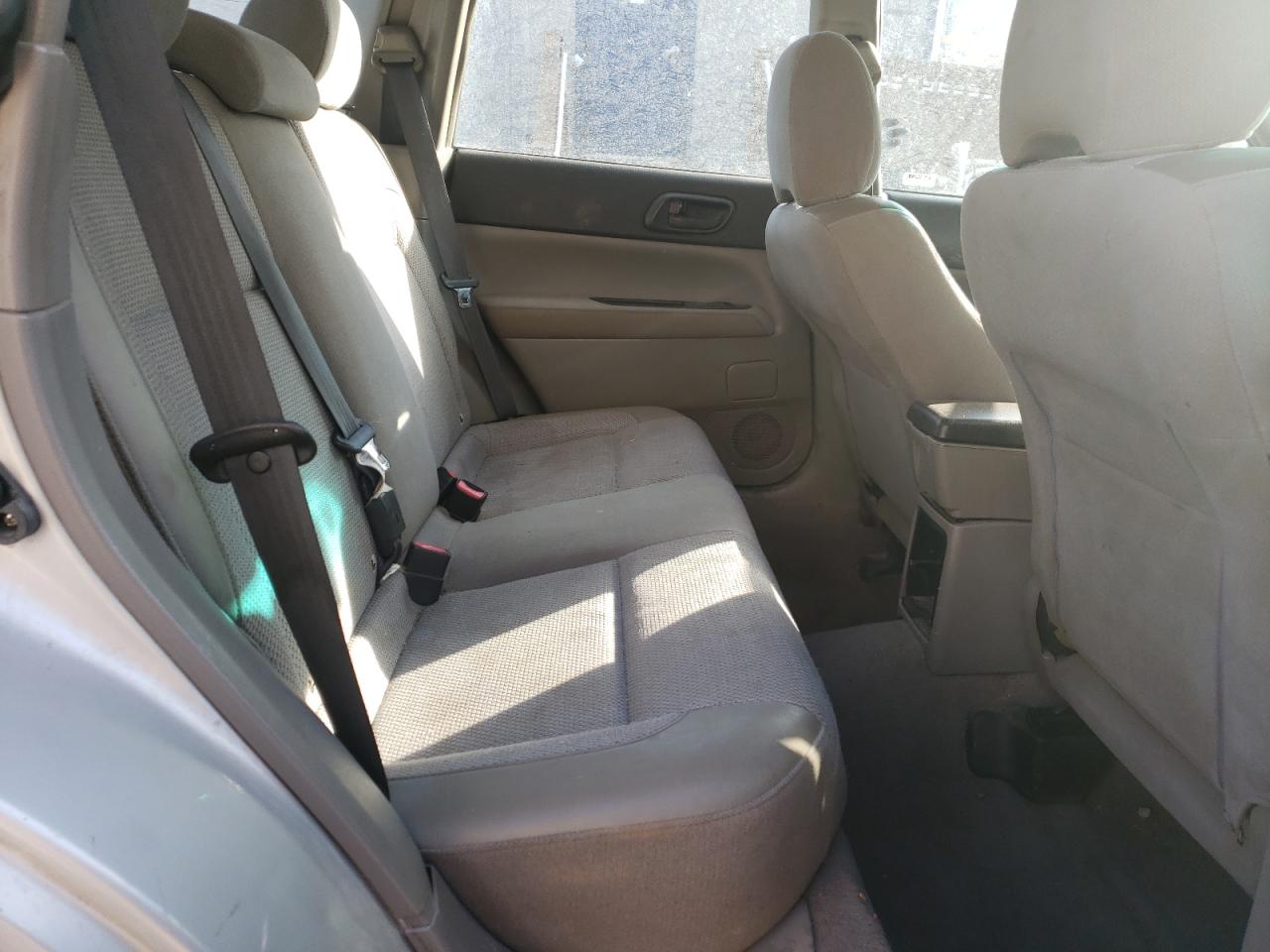 Photo 6 from auction – 2004 SUBARU FORESTER 2 with VIN JF1SG63634H717898