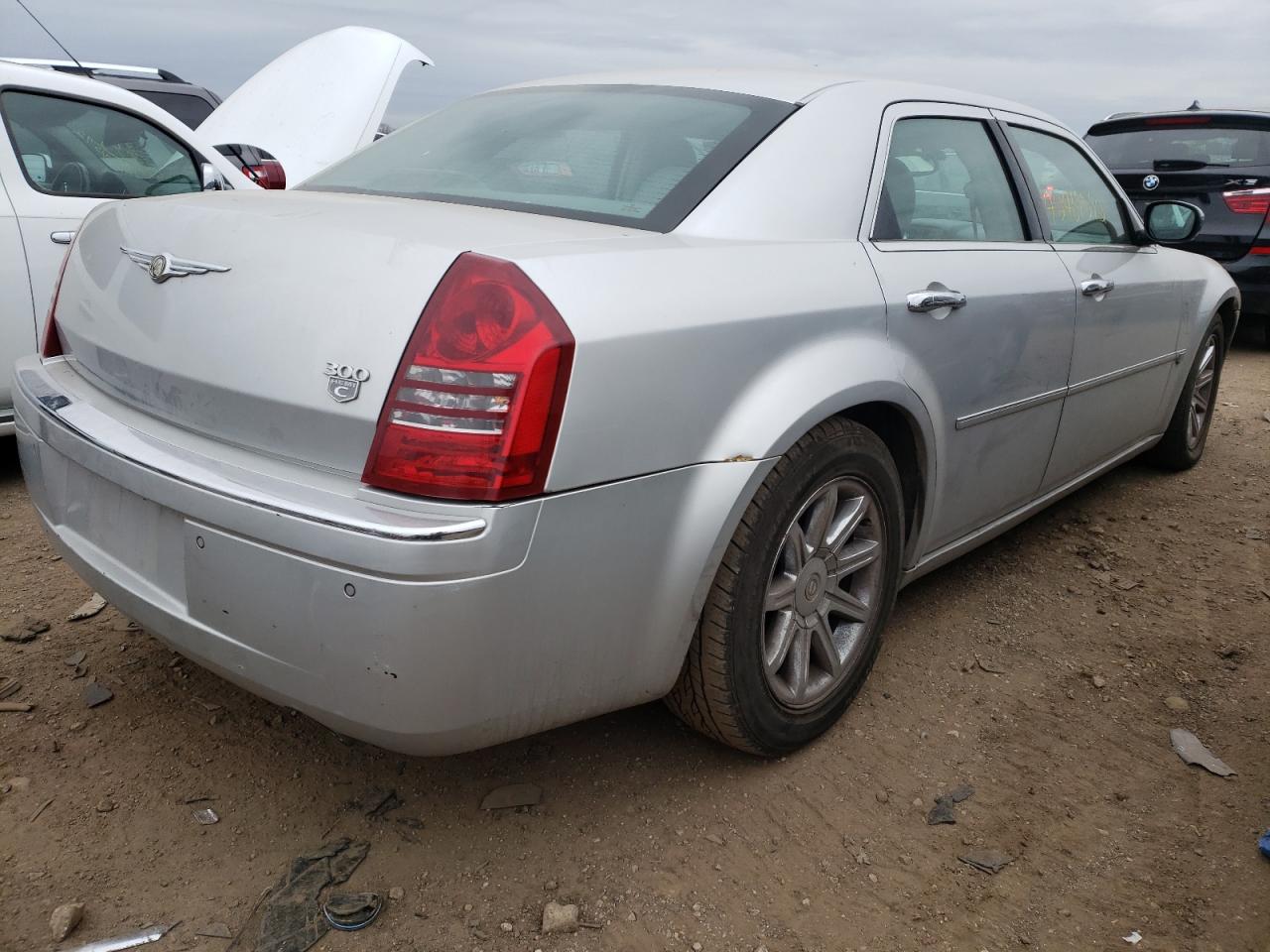 Photo 4 from auction – 2005 CHRYSLER 300C with VIN 2C3AA63H15H137834