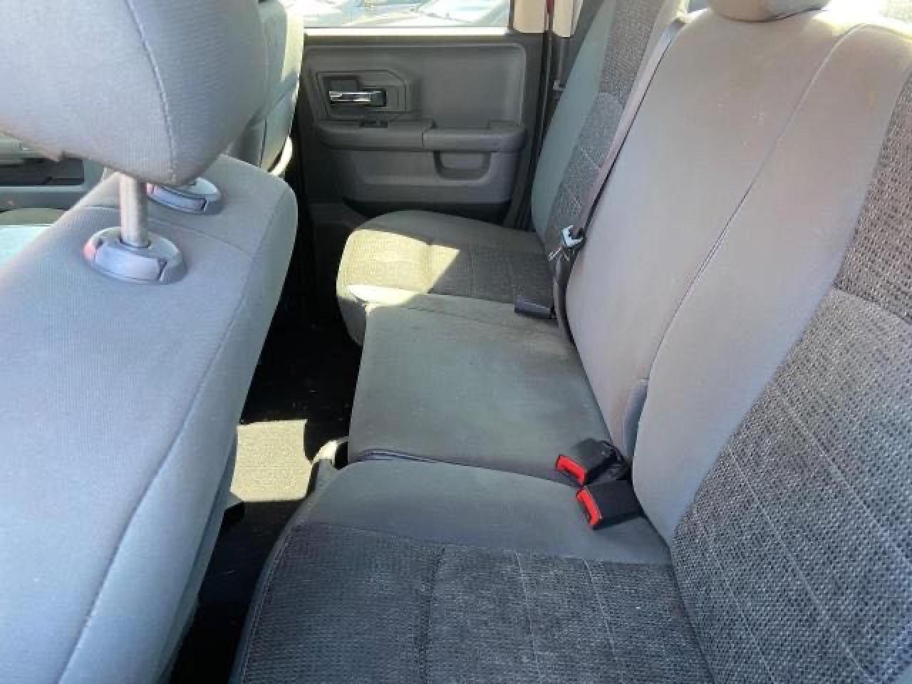 Photo 6 from auction – 2016 RAM 1500 SLT with VIN 1C6RR7GTXGS377687