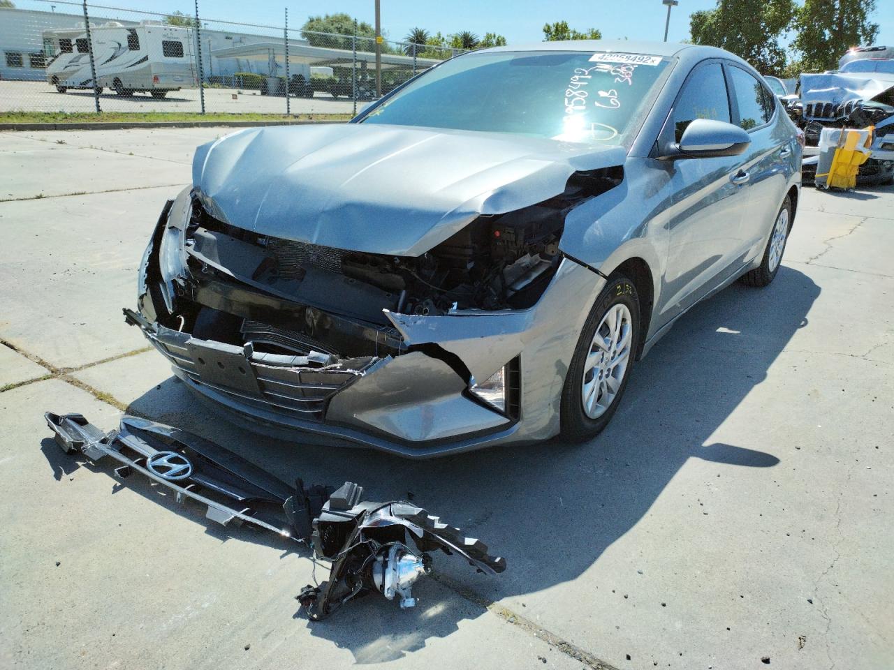 Photo 2 from auction – 2019 HYUNDAI ELANTRA SE with VIN KMHD74LF8KU784701