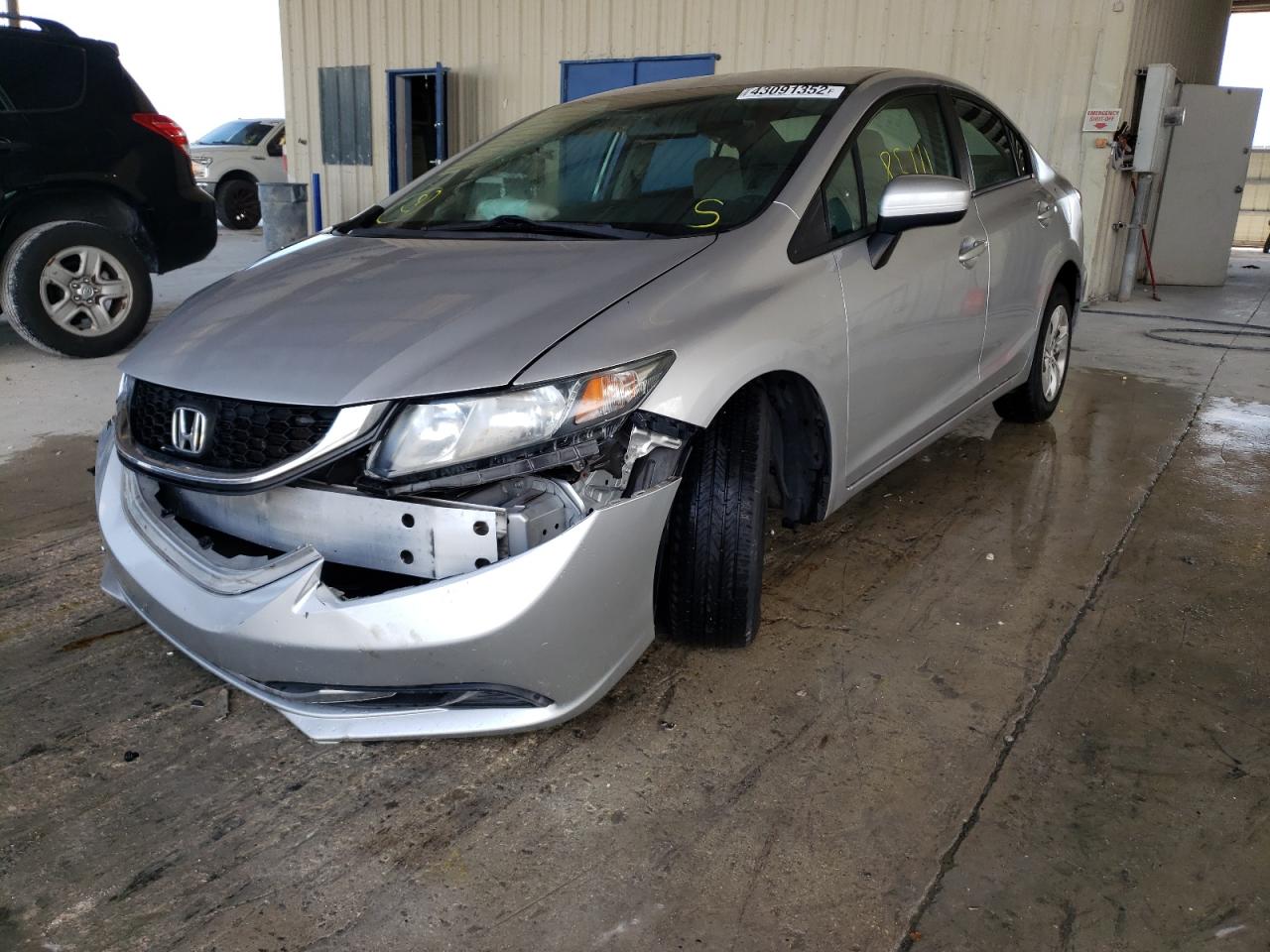 Photo 2 from auction – 2014 HONDA CIVIC LX with VIN 19XFB2F54EE044536