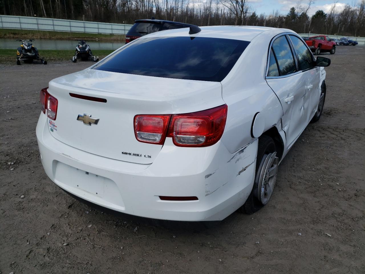 Photo 14 from auction – 2015 CHEVROLET MALIBU LS with VIN 1G11B5SL2FF187601