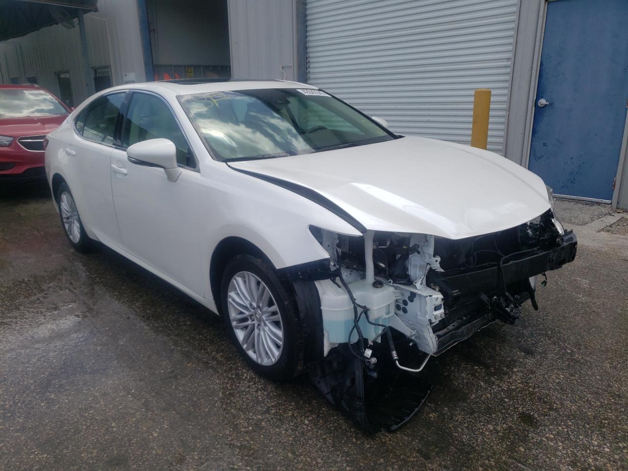 LEXUS ES 350 2017 with VIN 58ABK1GG8HU050598 - Photo from auction