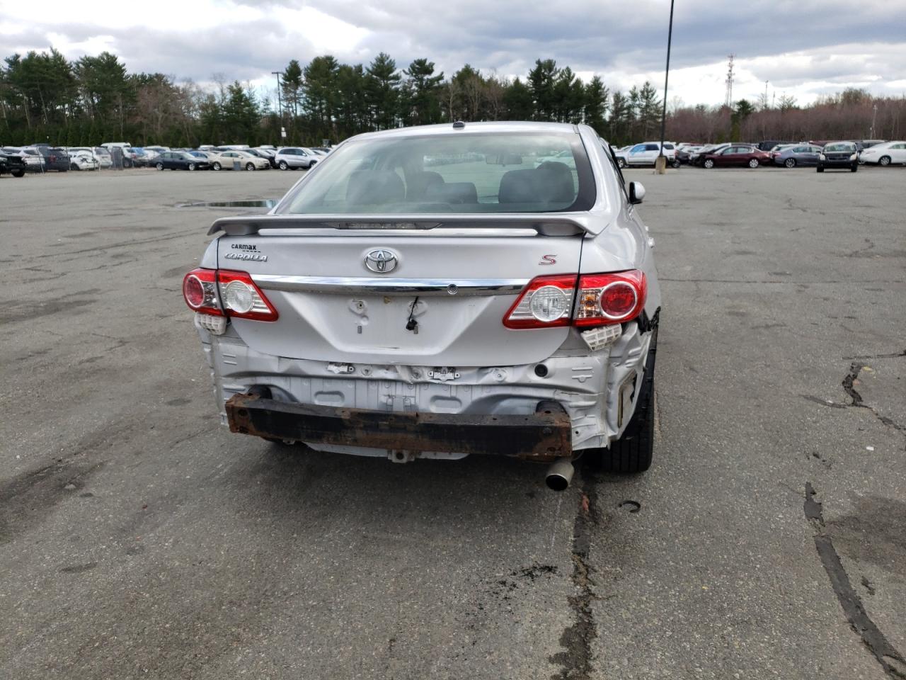 Photo 9 from auction – 2011 TOYOTA COROLLA with VIN 2T1BU4EE4BC604734