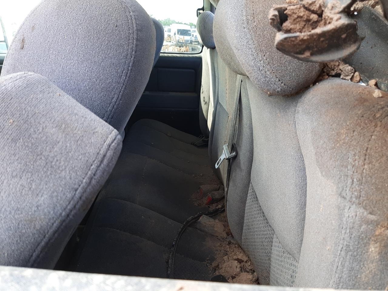 Foto 6 de la subasta – 2006 CHEVROLET SILVERADO con VIN 1GCHC29D76E210103
