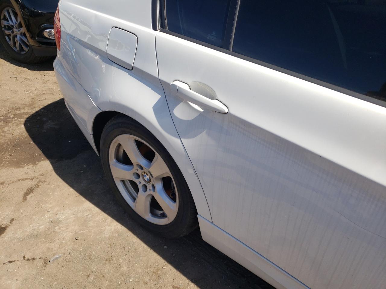 Photo 9 from auction – 2011 BMW 328 XI SUL with VIN WBAPK5C55BA660140