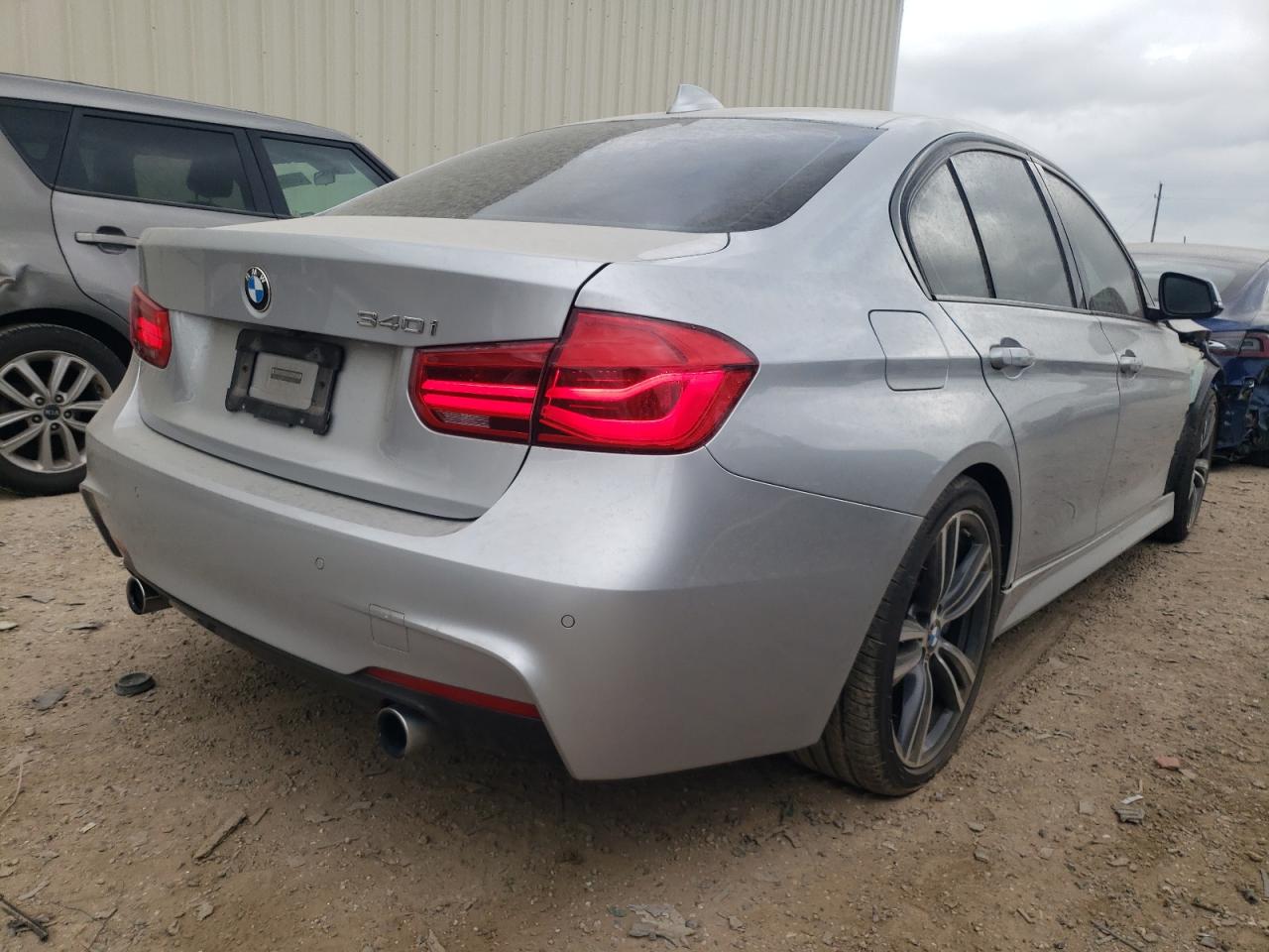 Photo 4 from auction – 2016 BMW 340 I with VIN WBA8B3G51GNT62655
