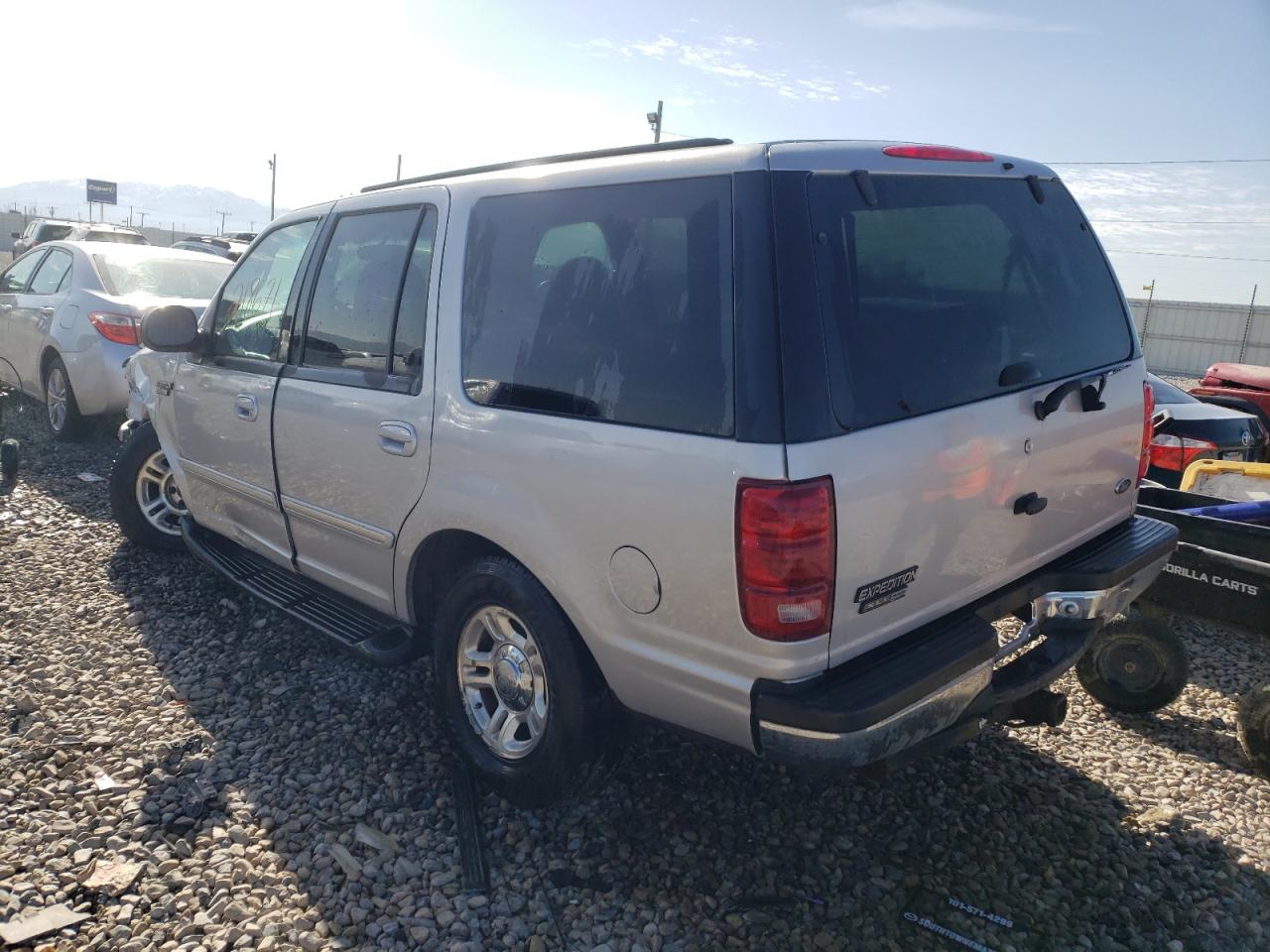 Photo 3 from auction – 2002 FORD EXPEDITION with VIN 1FMPU16L22LA35372