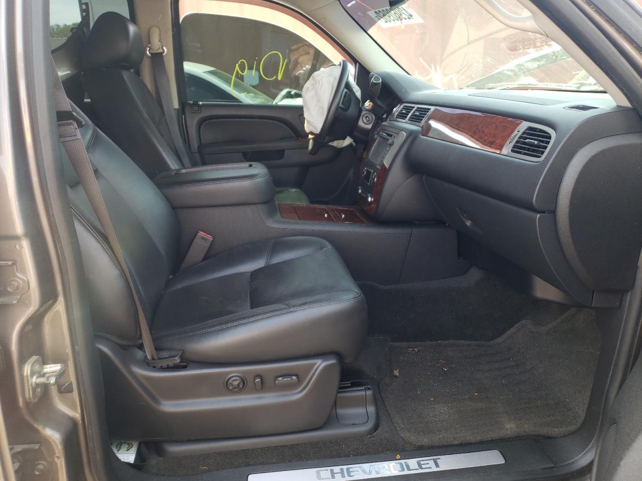 Photo 5 from auction – 2013 CHEVROLET TAHOE C150 with VIN 1GNSCCE01DR181371