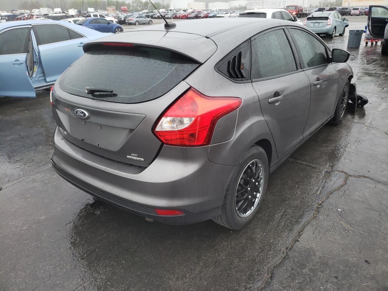 Photo 4 from auction – 2012 FORD FOCUS SE with VIN 1FAHP3K27CL449201