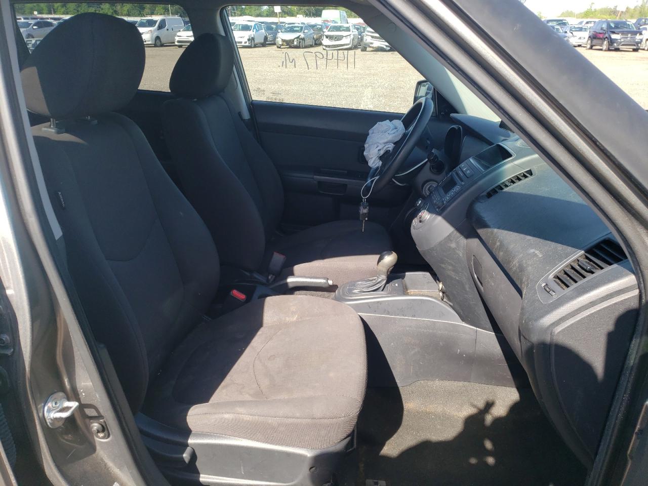 Photo 5 from auction – 2013 KIA SOUL with VIN KNDJT2A56D7591787