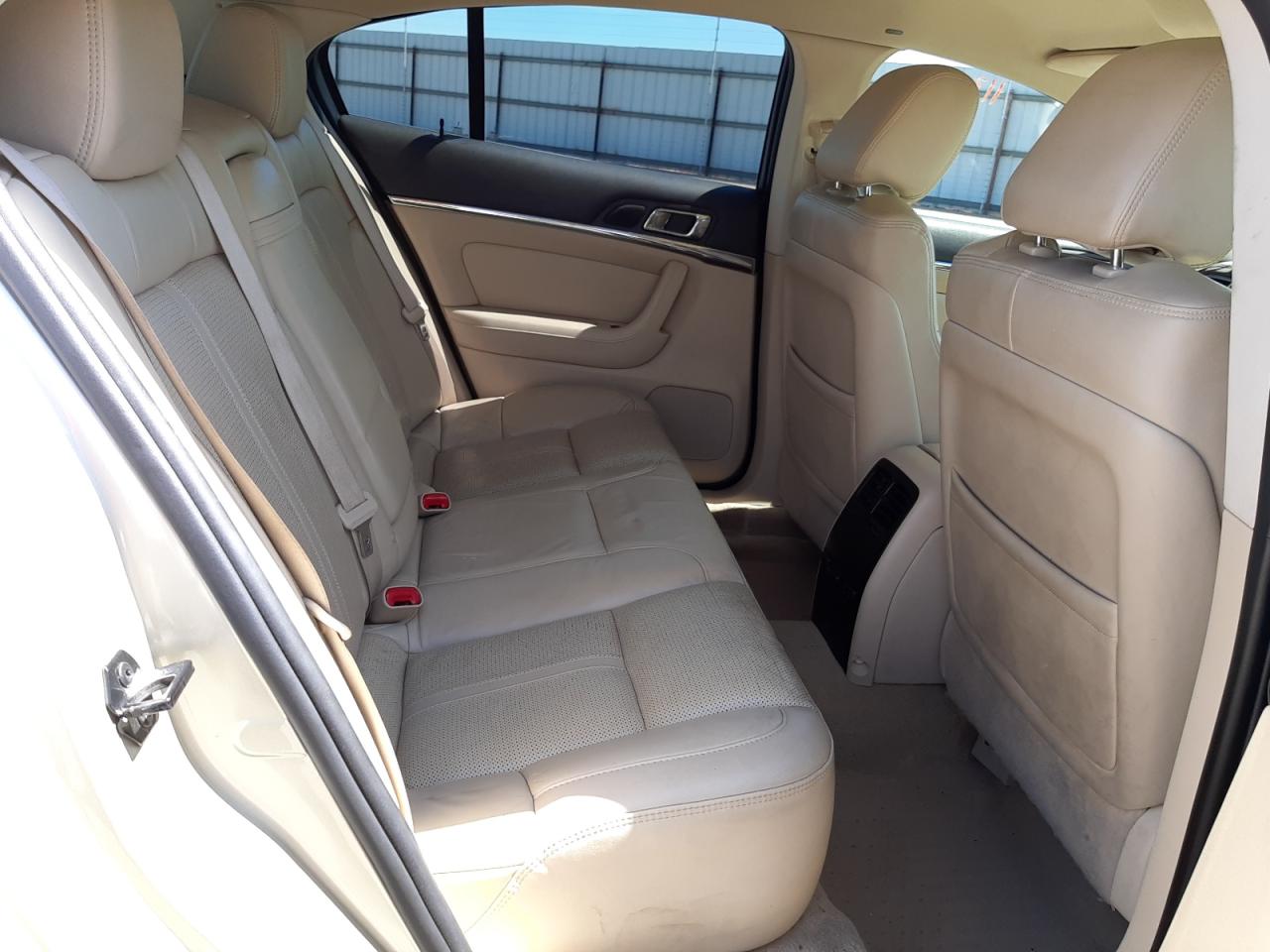 Photo 6 from auction – 2011 LINCOLN MKS with VIN 1LNHL9DRXBG607827