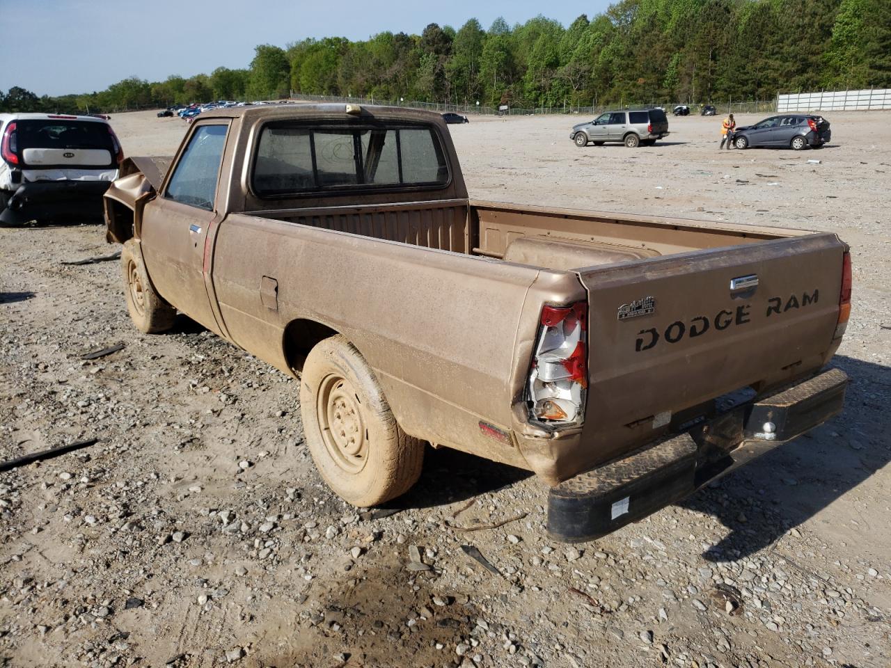 Photo 3 from auction – 1985 DODGE D50 CUSTOM with VIN JB7FP24DXFP117423
