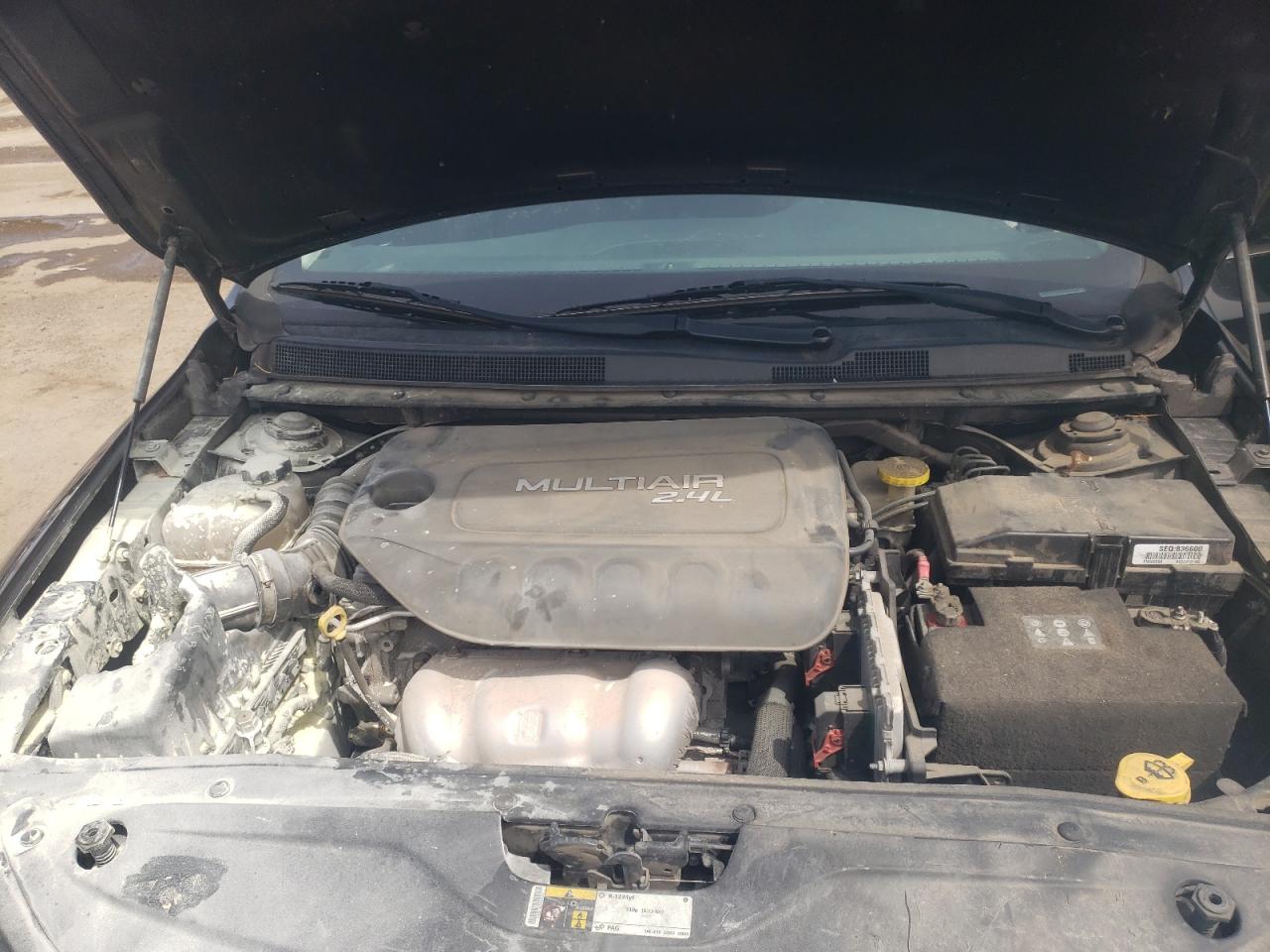 Photo 7 from auction – 2015 CHRYSLER 200 LIMITE with VIN 1C3CCCAB5FN502508