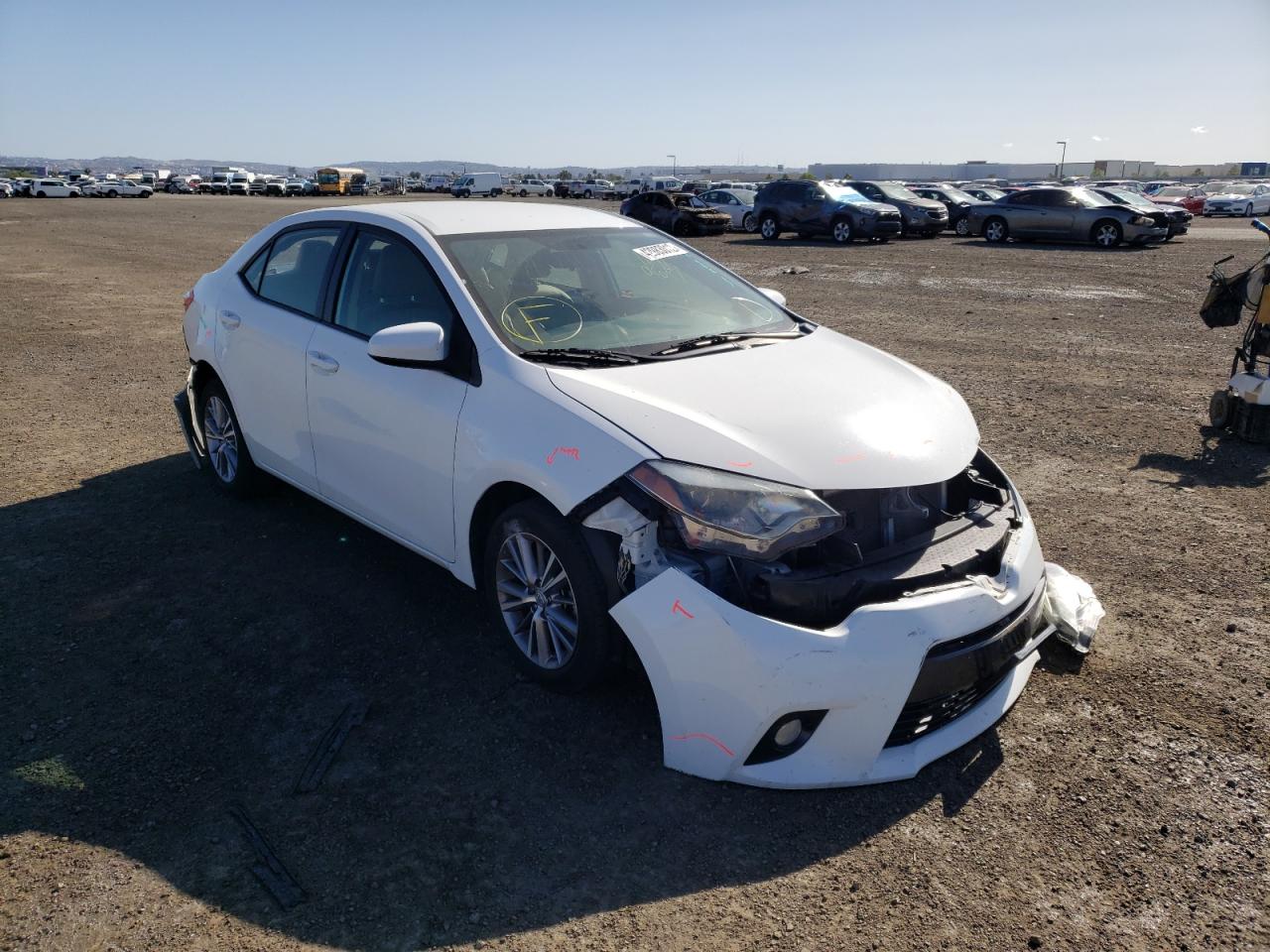 TOYOTA COROLLA L 2015 with VIN 5YFBURHE4FP185296 - Photo from auction