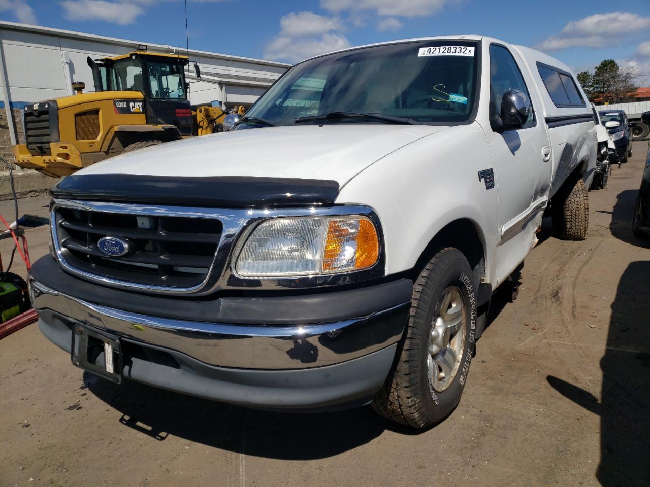 Photo 2 from auction – 2000 FORD F150 with VIN 1FTRF17L1YNA23099