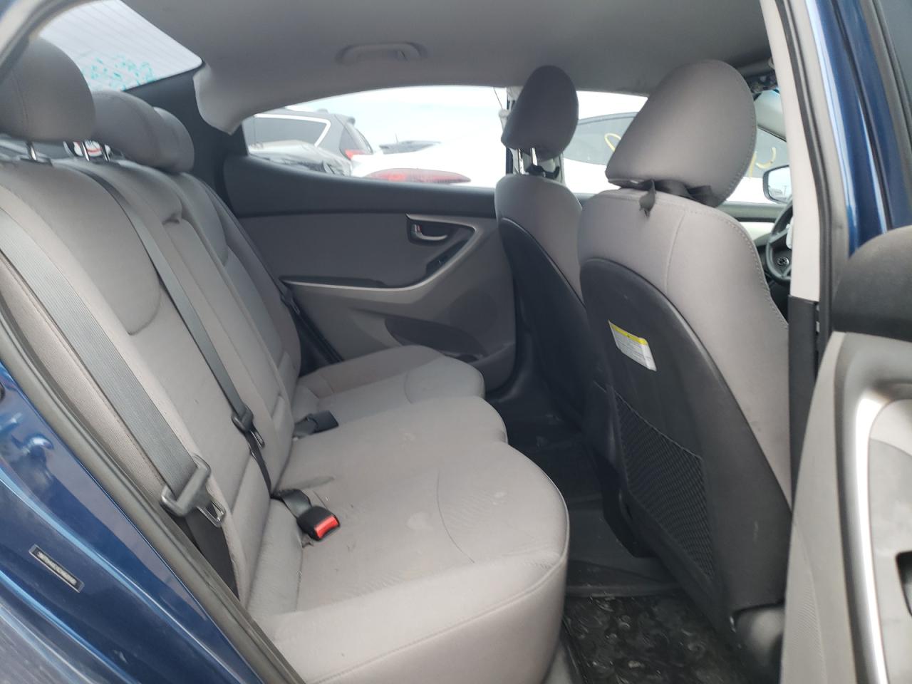 Photo 6 from auction – 2016 HYUNDAI ELANTRA SE with VIN 5NPDH4AEXGH668168