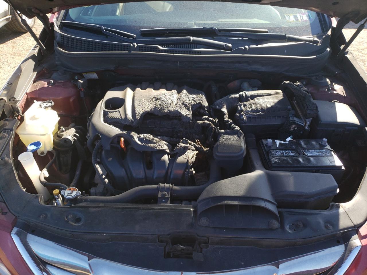 Photo 9 from auction – 2013 HYUNDAI SONATA SE with VIN 5NPEC4ACXDH611871