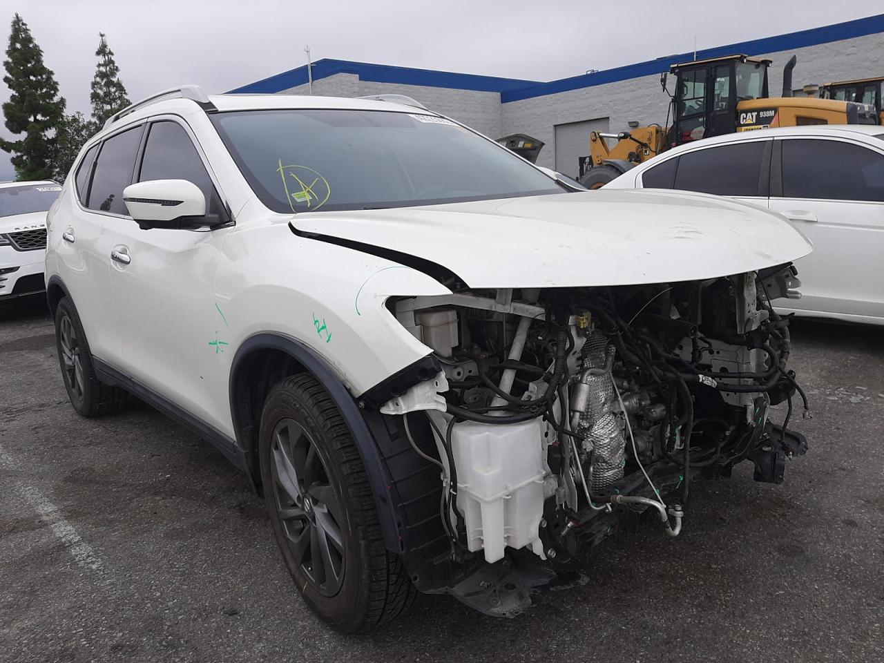 NISSAN ROGUE S 2016 with VIN 5N1AT2MT5GC864607 - Photo from auction