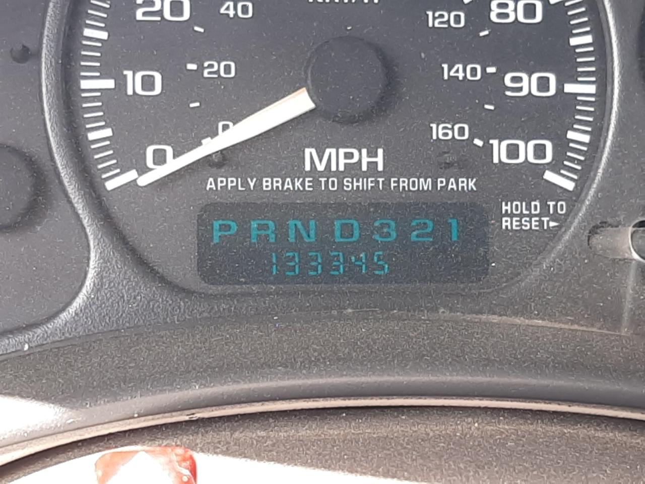 Photo 8 from auction – 2001 CHEVROLET SILVERADO with VIN 2GCEC19V111396141