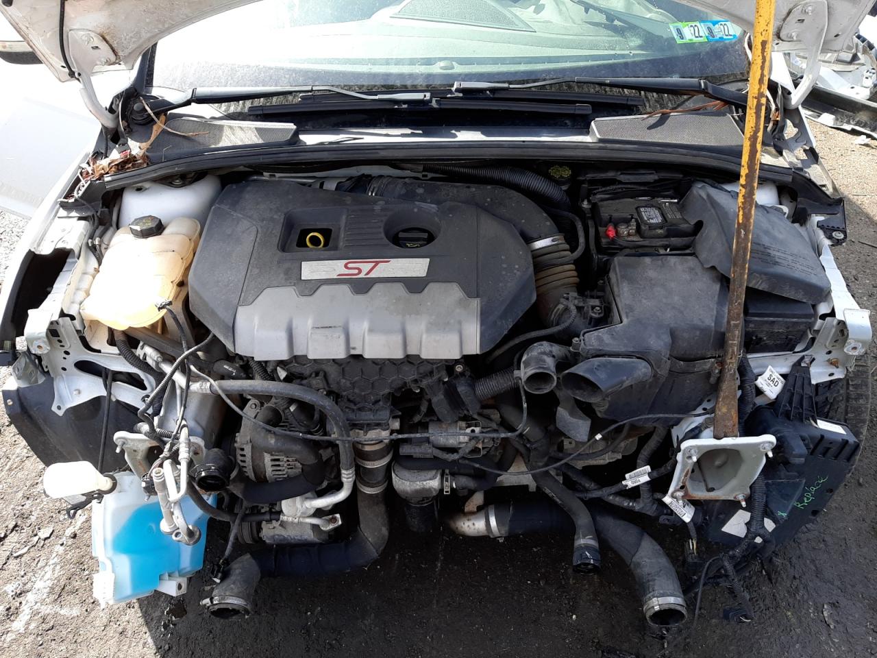 Photo 7 from auction – 2013 FORD FOCUS ST with VIN 1FADP3L90DL364325