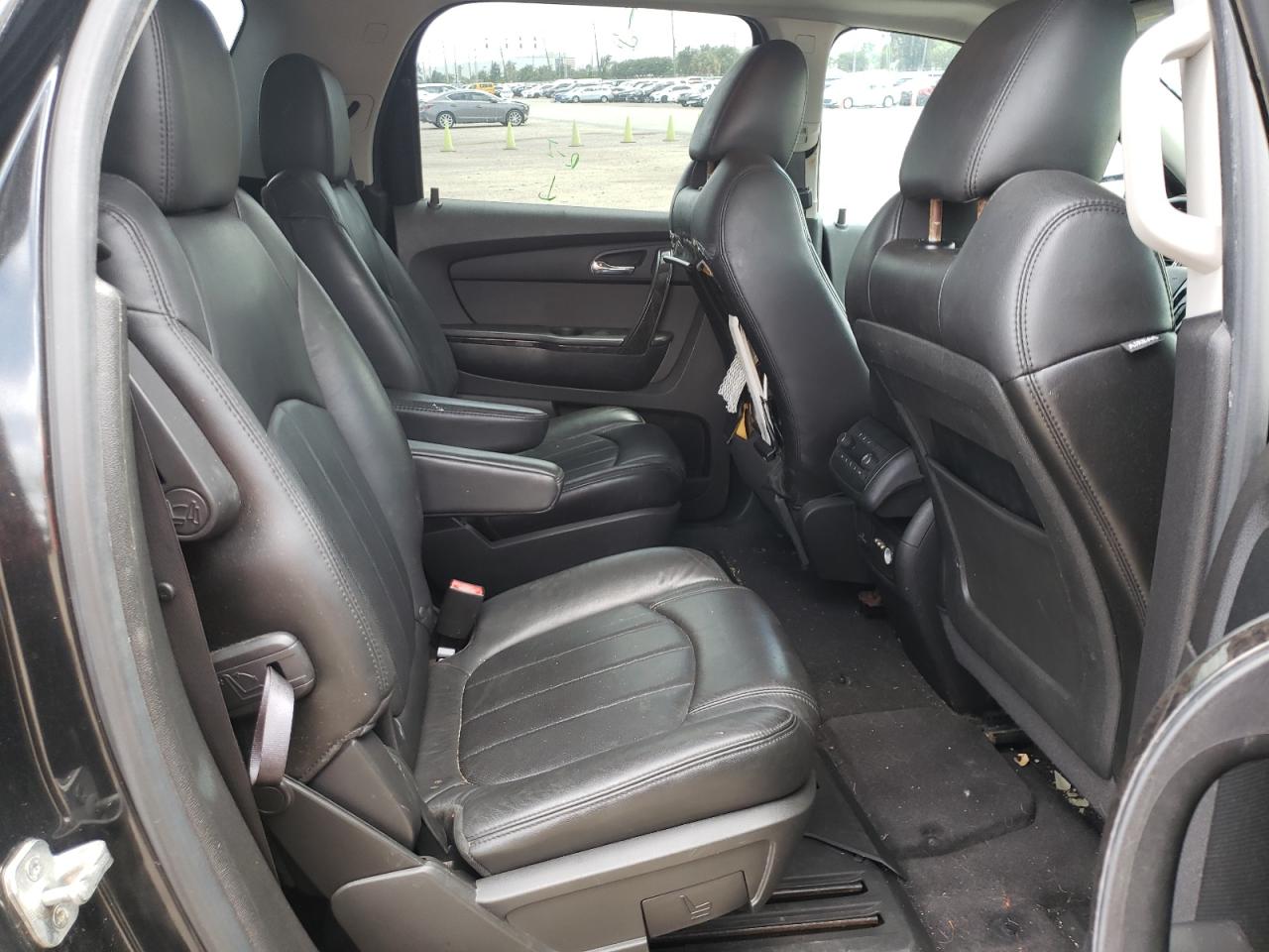 Photo 6 from auction – 2011 GMC ACADIA DEN with VIN 1GKKRTED5BJ397248