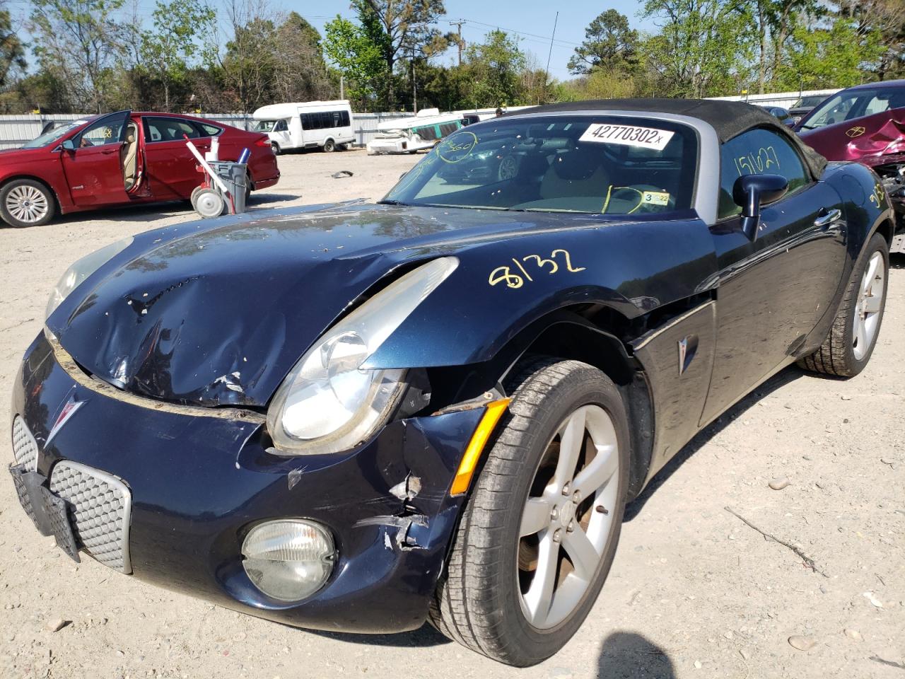 Photo 2 from auction – 2006 PONTIAC SOLSTICE with VIN 1G2MB33B16Y104196