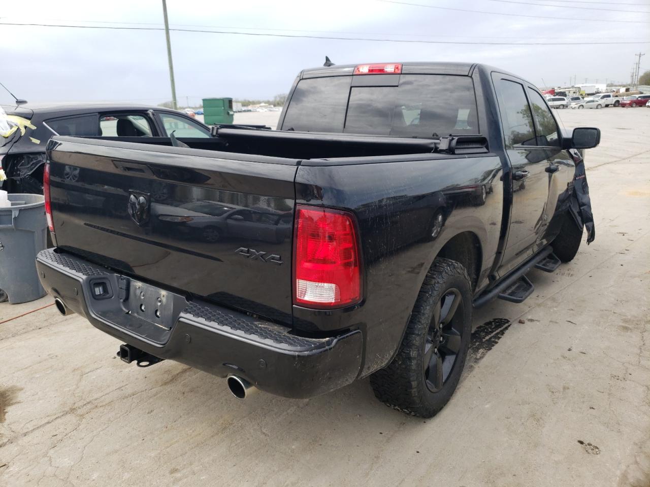 Photo 4 from auction – 2019 RAM 1500 CLASS with VIN 1C6RR7LT7KS569437