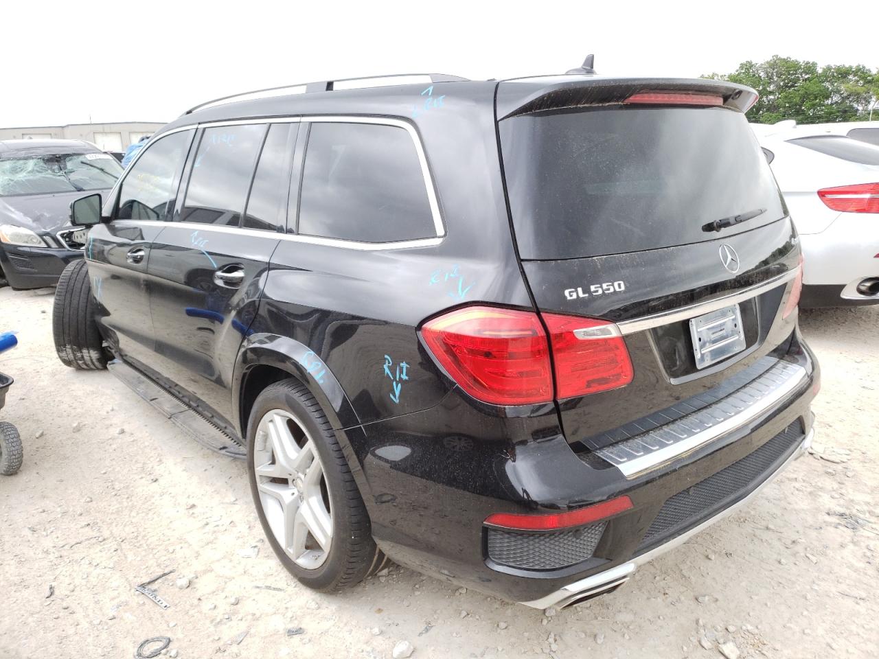Photo 3 from auction – 2015 MERCEDES-BENZ GL 550 4MA with VIN 4JGDF7DE4FA528010